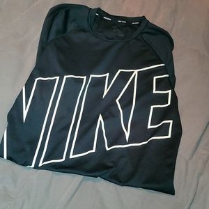 Nike swim large t shirt